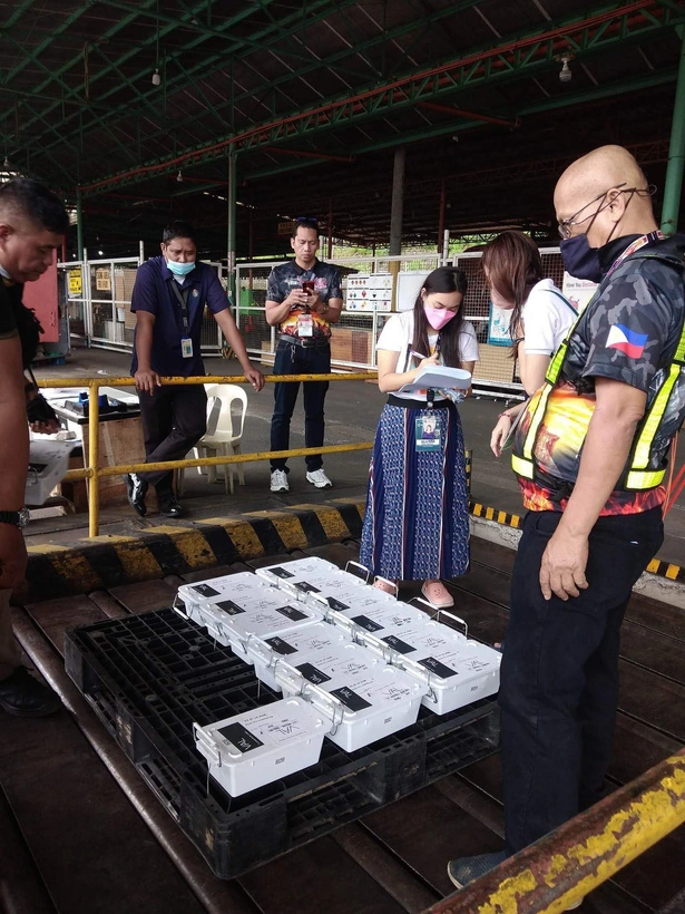 Customs & consultancy — Airland Cargo photograph 3